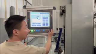 Oneindige lange horizontale snijmachine met schuimlus C818A
