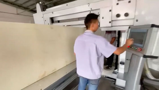 Hoogwaardige automatische platte snijmachine voor schuim TDBW-2100