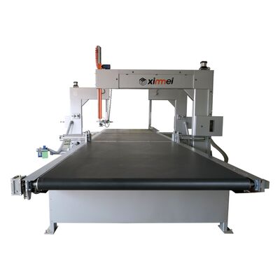 Volledig automatische verticale sponzenmaaier voor zware werkzaamheden met digitale dikteinstelling en tafelgrootte van 7000x2300 mm